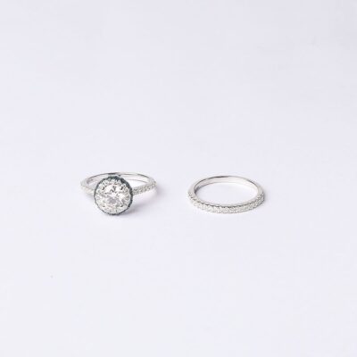 Julia-Solitaire-Ring-2