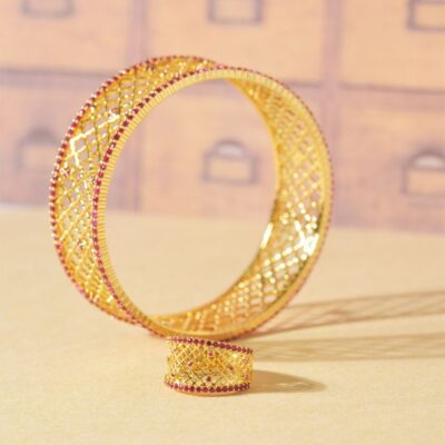 Elnaaz Gold Bangle & Ring Set