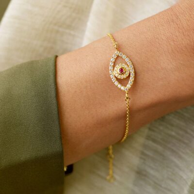 Ruby Eye Bracelet