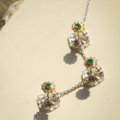 Aryan Emerald Flower Button