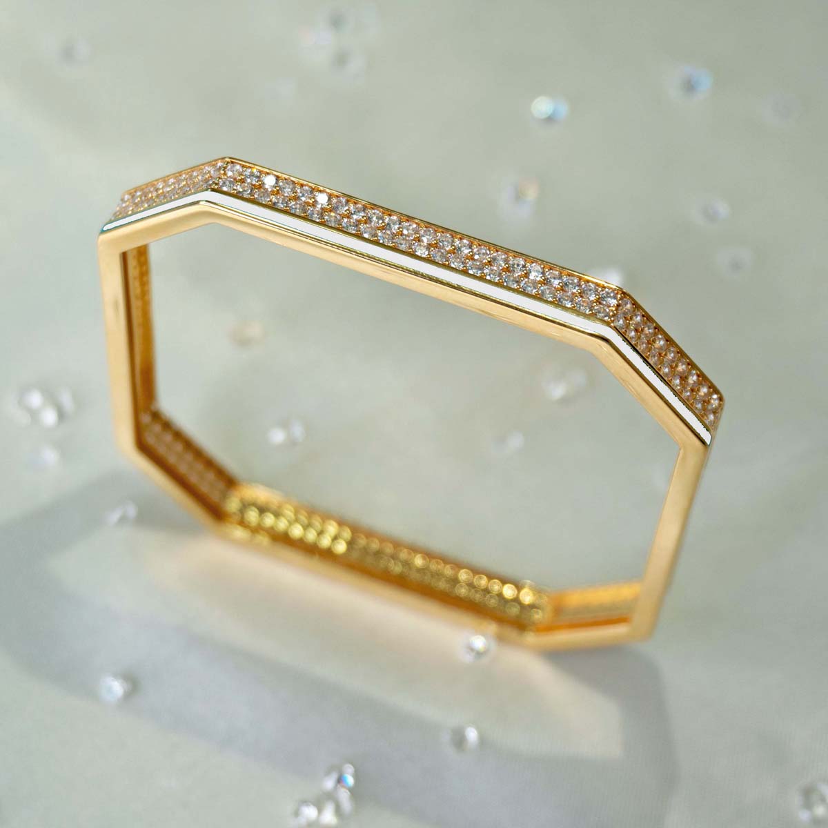 Safaa Enamel Square Bangle 3